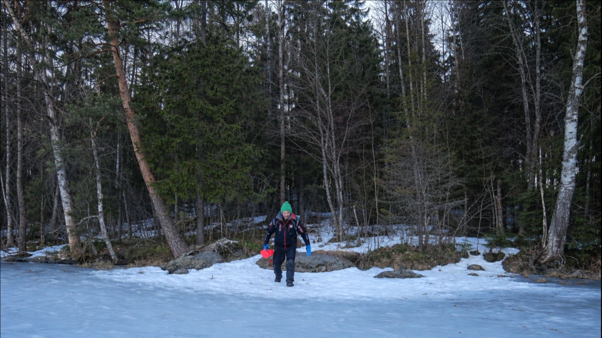 Оставил жерлицы на ночь и обалдел. Такой рыбалки не ожидал. Рыбалка в конце марта 2026 на жерлицы