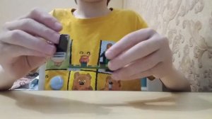 Маленькая машинка Лего с маленьким багажником