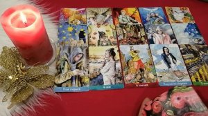Что у него сейчас в жизни и сердце? О чем думает? О ком мечтает?
