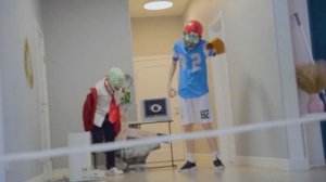 Умная, Толстая и Тупая Собака против ЗОМБИ! Кто спасет хозяйку?