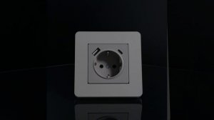 Рамка Werkel Split дымчатый/белый W0013067 + розетка USB тип A+C Werkel дымчатый матовый W1271704