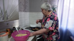 Таких вкусных оладушек я ещё не ел ИЗ ЧЕГО МАМА ИХ ГОТОВИТ? ПОДВАЛ ИЛЬИЧА ЖИЗНЬ В ДЕРЕВНЕ