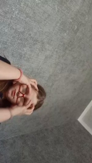 ура. 100подписичиков
давайте.   добьём. 1000подписчиков