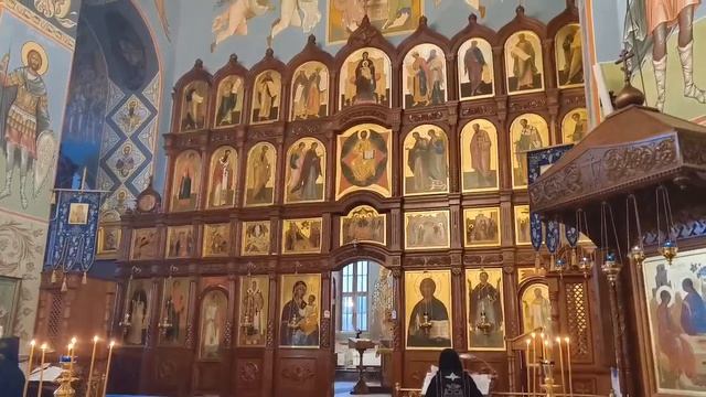 АКАФИСТ «ВЗБРАННОЙ ВОЕВОДЕ ПОМЕДИТЕЛЬНАЯ» В КАНУН ПРАЗДНИКА ПОХВАЛЫ БОЖИЕЙ МАТЕРИ