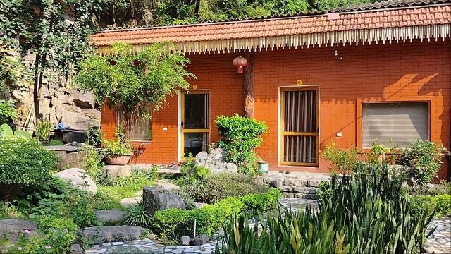 Иду будить мужа!