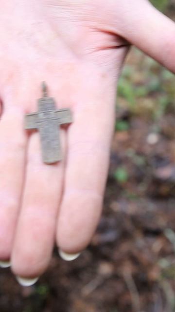 Лесные потеряшки #shorts #леснойкоп #другаяжизнь #находкисметаллоискателем #metaldetecting