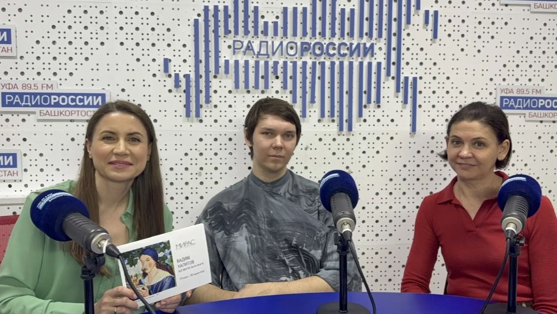 «Все могло быть иначе»: уфимский художник переписывает историю русской живописи