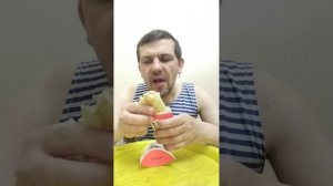 Обжор мукбанг Шефролл из Ростикс