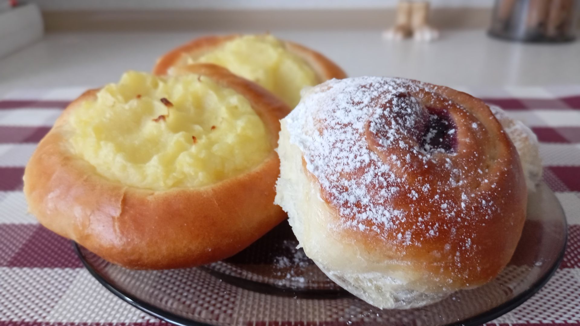 Вкусная ВЫПЕЧКА. Картофельные ШАНЬГИ и булочки с ЯГОДАМИ.