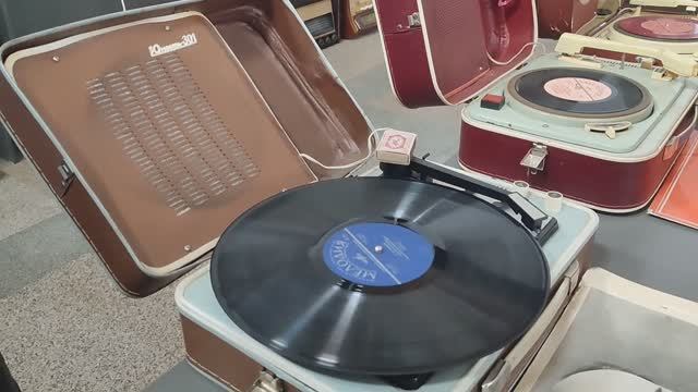 Назад с СССР. Вспомните былое)