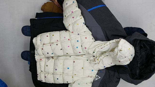 Детские куртки зимние  секонд оптом 6 пак