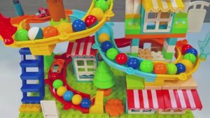 Мультики для детей . Мультик про шарики и конструктор . Катаем шарики и машинки .