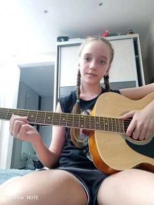 играем кузнечика на гитаре с нуля