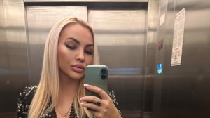 АСМР видио ухаживаю за подругой и показываю покупки 🛍️