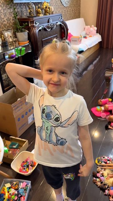 Оливия наконец-то разобрала свои игрушки 😅