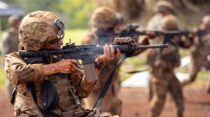 Прикрываются перемирием: США наращивают число военных на Ближнем Востоке