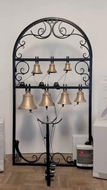 Переносная звонница + Электронный звонарь : 7 колоколов, благовестник 33кг- Соль # 1 октавы,  2025г.