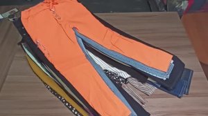 Лот 2405 Брюки Джинсы Женские Германия Премиум 1100 р_кг 40 ед 16 кг