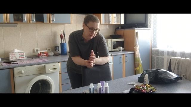 Парикмахерская на дому!!!😨🤭.  Убираем седину. Получилось не то, что хотела 🥺🥺.