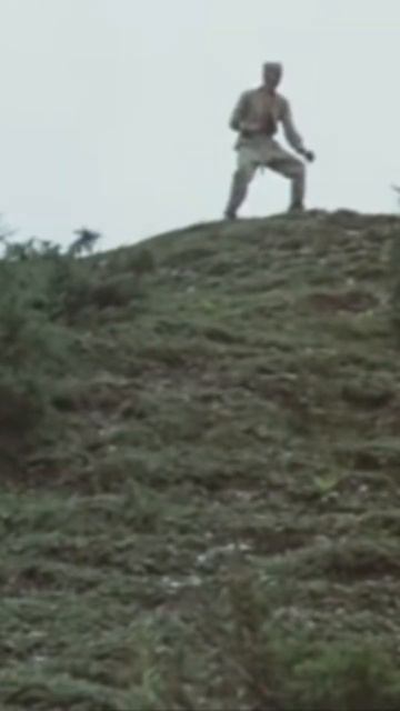 Спешат на помощь.