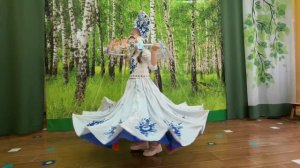 Девочка - Россия ГРИГОРЯН МАРИЯ, 7 ЛЕТ КОНКУРС "ЭКОМОДА", НОМИНАЦИЯ "ВТОРАЯ ЖИЗНЬ"