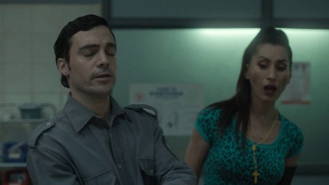 В грязи 2 сезон 8 серия (сериал, 2026)