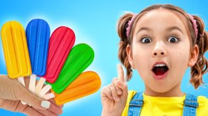 Девочки узнают о важности дружбы и взаимопомощи!