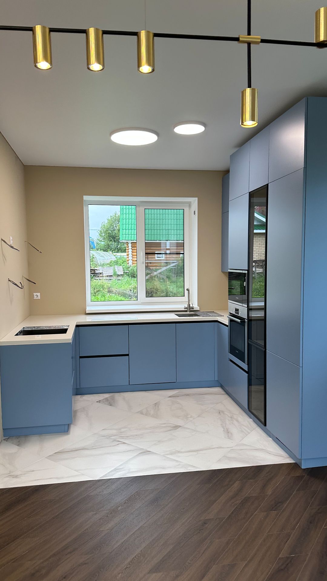 Обзор кухни с алюминиевым профилем GOLA на заказ в Чебоксарах