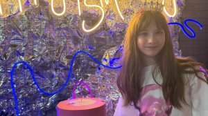 делаем макияж