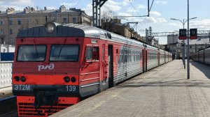 ЭТ2М 139 Сообщением Санкт-Петербург Финляндский - Тихвин, отправляется от Финляндского вокзала