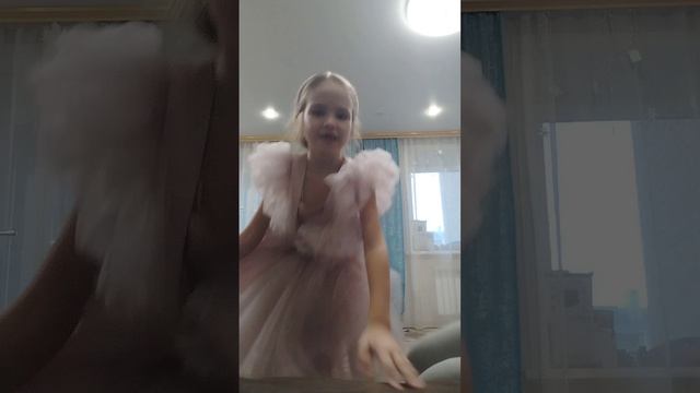 танцуем под разные песни