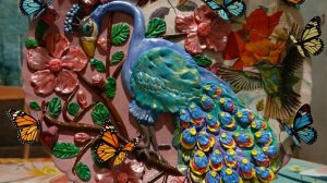 Ручная работа "Павлин в саду" Автор работы: Л. Ломаева. Эта тарелочка была подарена моей сотруднице