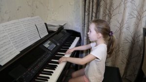 СНЕГ (Ф. Киркоров). Виктория Викторовна 6 лет. Дети поют.