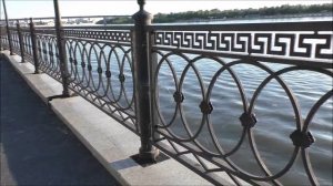 Прогулка по Комсомольской набережной вечером 2025 г.