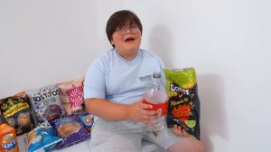 Удивляем Влада, преобразив его комнату