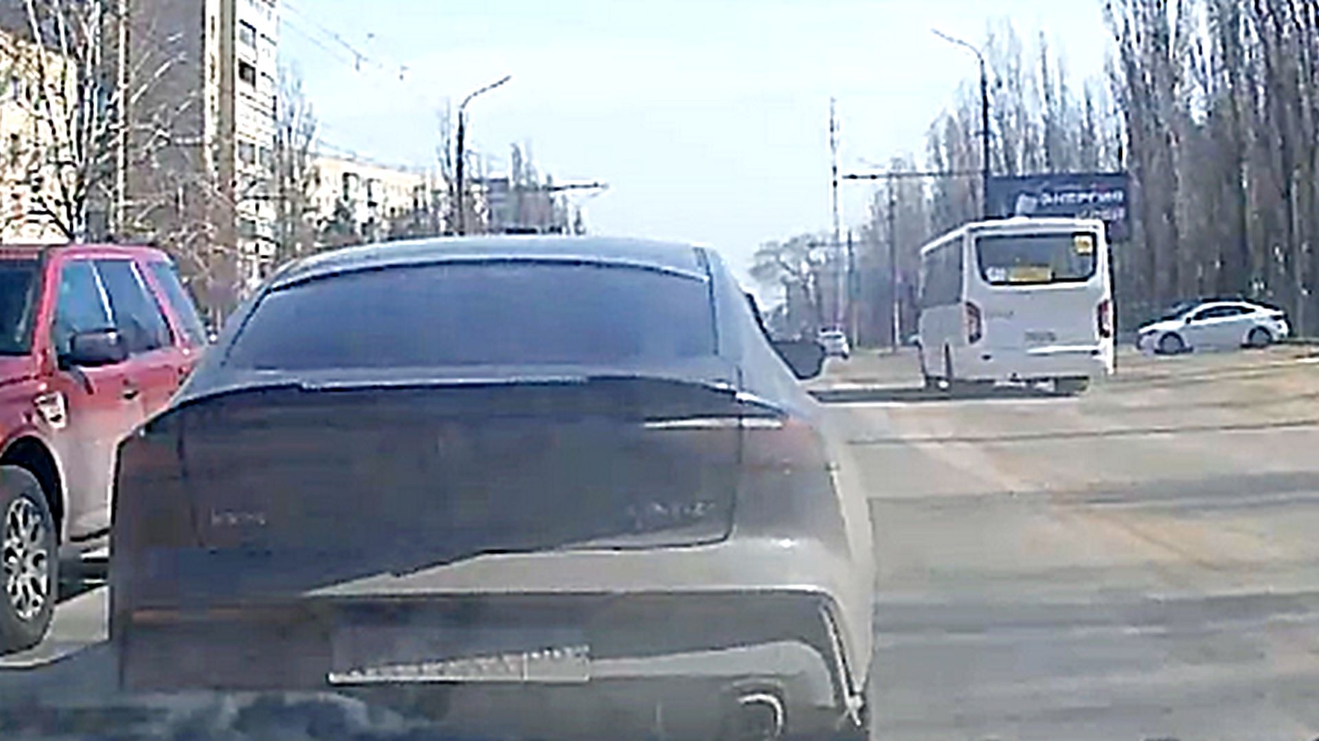 Двойная сплошная не для всех...Достали