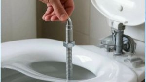 Регулировка сливного механизма унитаза.