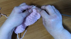 Интересный узор спицами в шахматном порядке для любых изделий