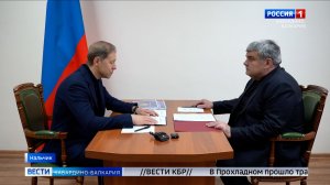 В Нальчике прошла рабочая встреча Казбека Кокова с Денисом Мантуровым