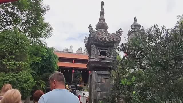 Вьетнам, Нячанг, Буддийский храм  в Пагоде Лонг Шон (Chùa Long Sơn)