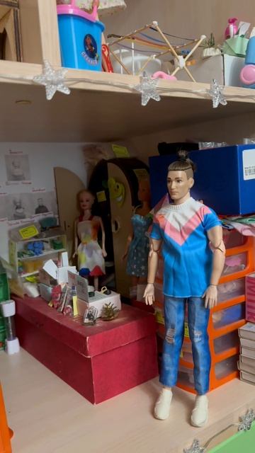 Небольшая уборка в магазине и раскладывание новых товаров🤗😼