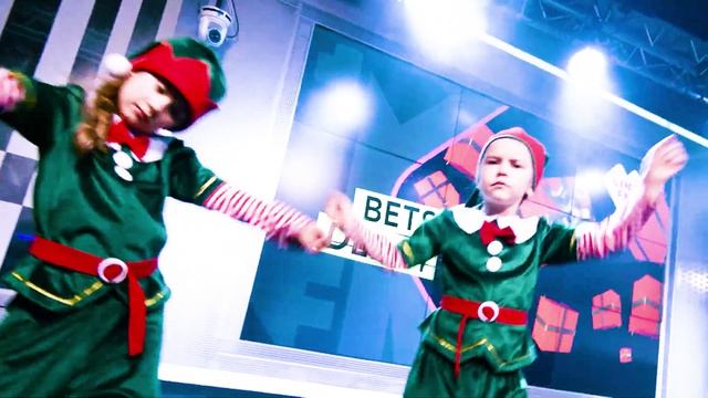 Под Новый год