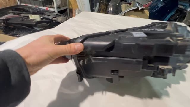 Фара передняя правая Шкода 2 рапид 20548