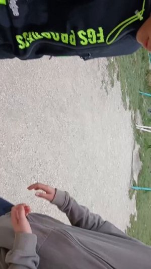 пацы играют футбол 1 на 1