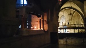 Я за закрытыми дверями во время ЧП - внутри Храма Гроба Господня, поднимаюсь на Голгофу