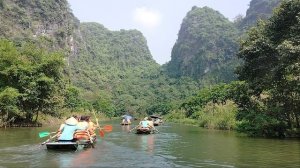 Кортеж из лодок!