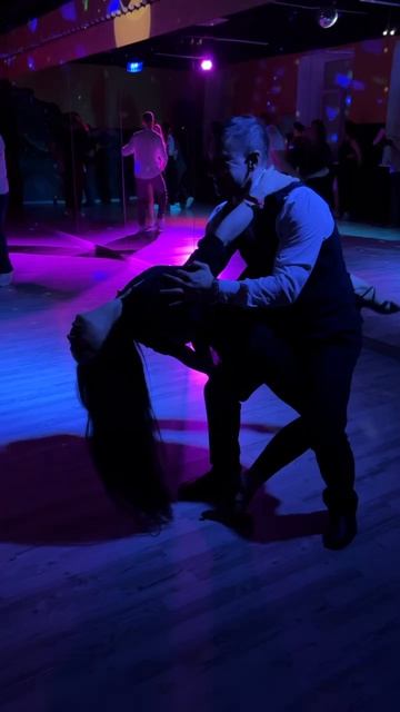 Бачата в студия танца АСТРА.