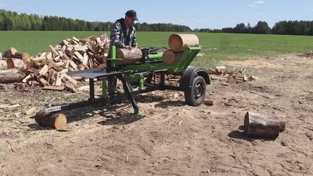 Дровокол гидравлический с бензиновым мотором с подачей