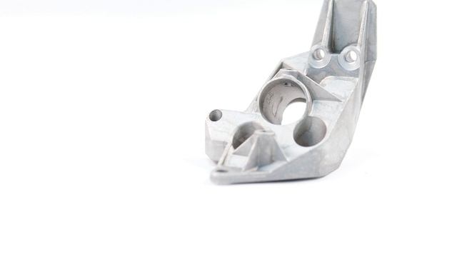 Кронштейн ВАЗ-2190 левой опоры двигателя МКПП АвтоВАЗ Код: 23106