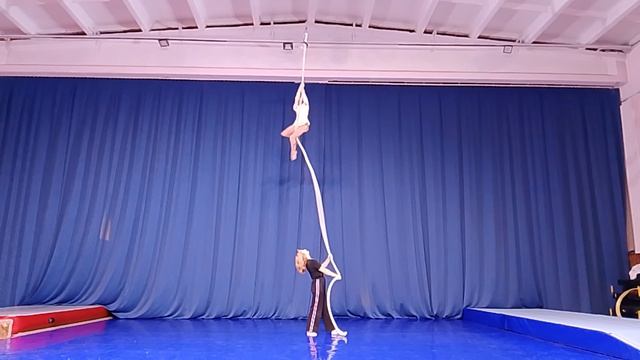 Стамова Айдана - Дыхание весны